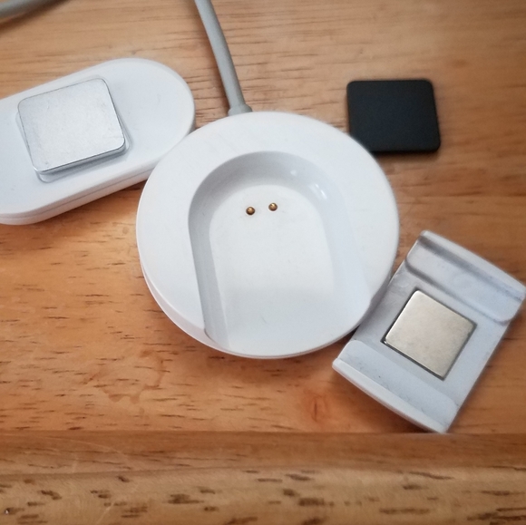 Lumolift Posture and Activity Coach - Picture 7 of 9